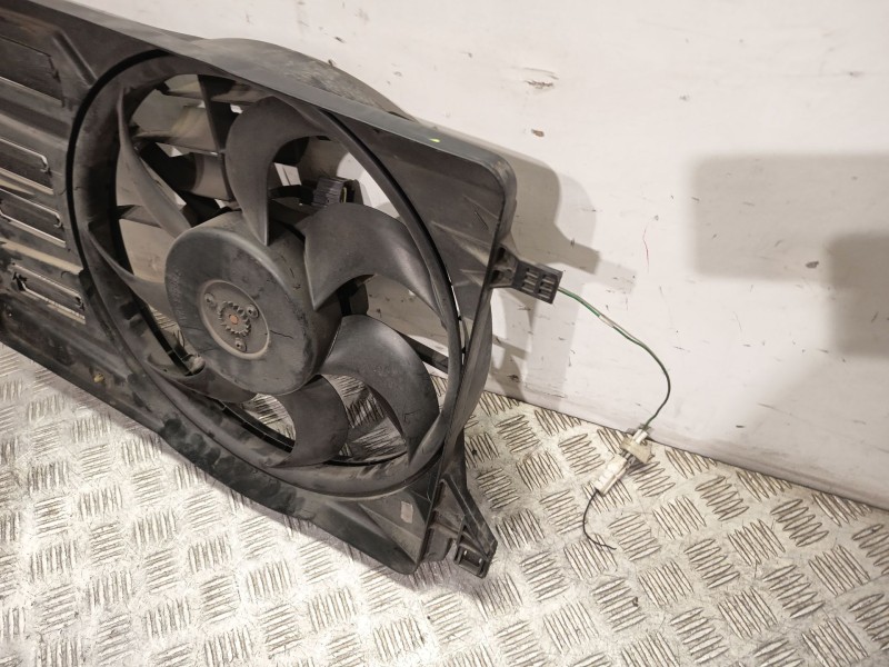 Recambio de electroventilador para mazda 3 berlina (bk) 1.6 crdt active+ referencia OEM IAM 0130303963  