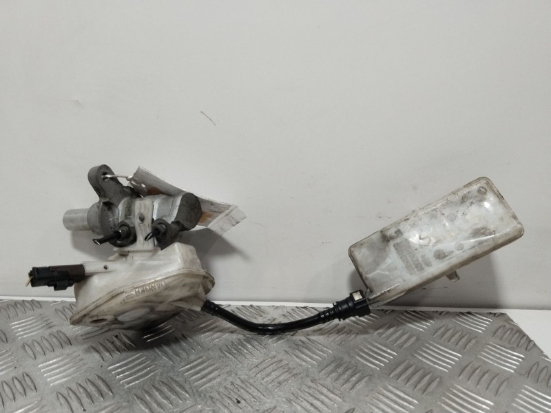 Recambio de bomba freno para citroën c4 coupé (la_) 1.4 16v referencia OEM IAM 9680931580  