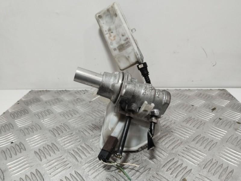 Recambio de bomba freno para citroën c4 i (lc_) 1.6 hdi referencia OEM IAM 4601T2  