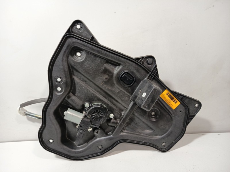 Recambio de elevalunas trasero derecho para mazda 3 (bm, bn) 2.2 d referencia OEM IAM BHN97297XA  