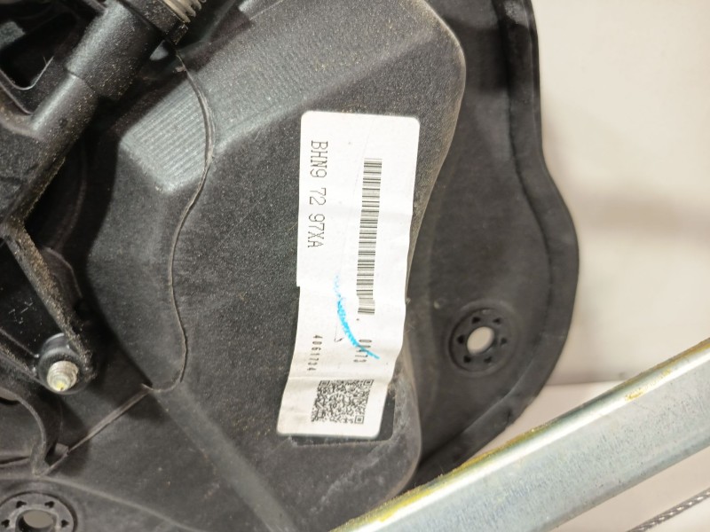 Recambio de elevalunas trasero derecho para mazda 3 (bm, bn) 2.2 d referencia OEM IAM BHN97297XA  