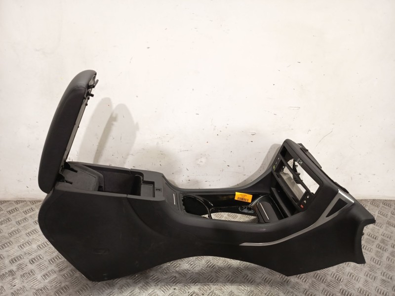 Recambio de apoyabrazos central para citroën c5 iii (rd_) 2.0 hdi 165 referencia OEM IAM 99604435401  