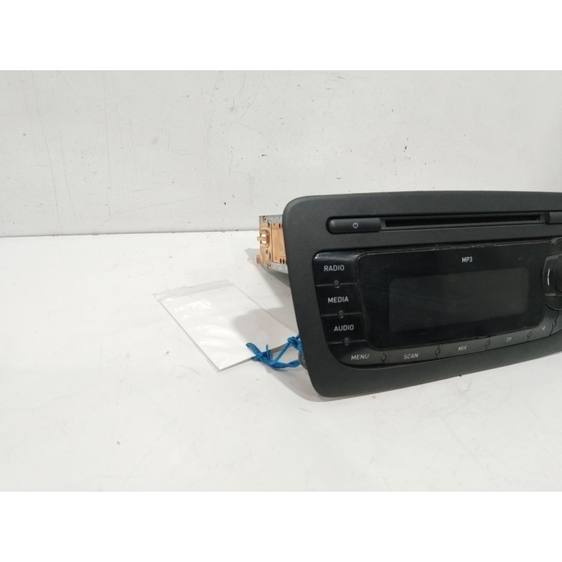 SISTEMA AUDIO / RADIO CD 6J0035153  - imagen 2