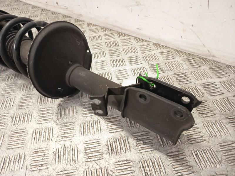 Recambio de amortiguador delantero derecho para dacia sandero (bs_) 1.2 16v referencia OEM IAM 543022905  