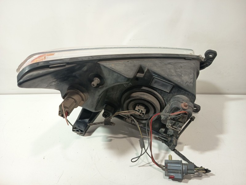 Recambio de faro izquierdo para dodge caliber 2.0 crd referencia OEM IAM 05303741AM  