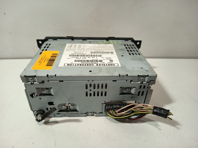 Recambio de sistema audio / radio cd para dodge caliber 2.0 crd referencia OEM IAM P05064362AA  