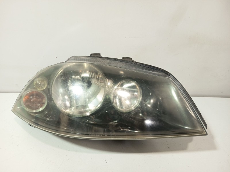 Recambio de faro derecho para seat ibiza iii (6l1) 1.4 16v referencia OEM IAM 6L1941752B  