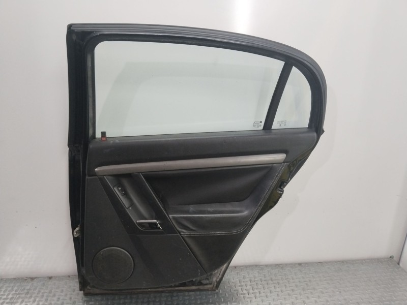 Recambio de puerta trasera derecha para opel vectra c (z02) 1.9 cdti (f69) referencia OEM IAM 93175837  