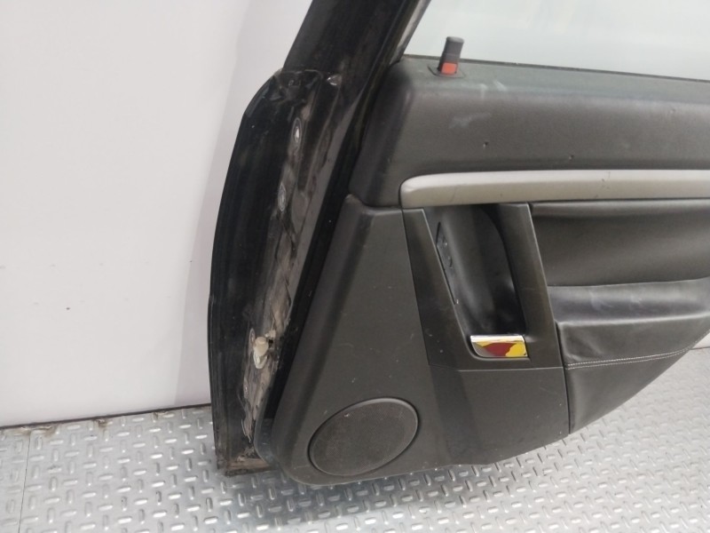 Recambio de puerta trasera derecha para opel vectra c (z02) 1.9 cdti (f69) referencia OEM IAM 93175837  