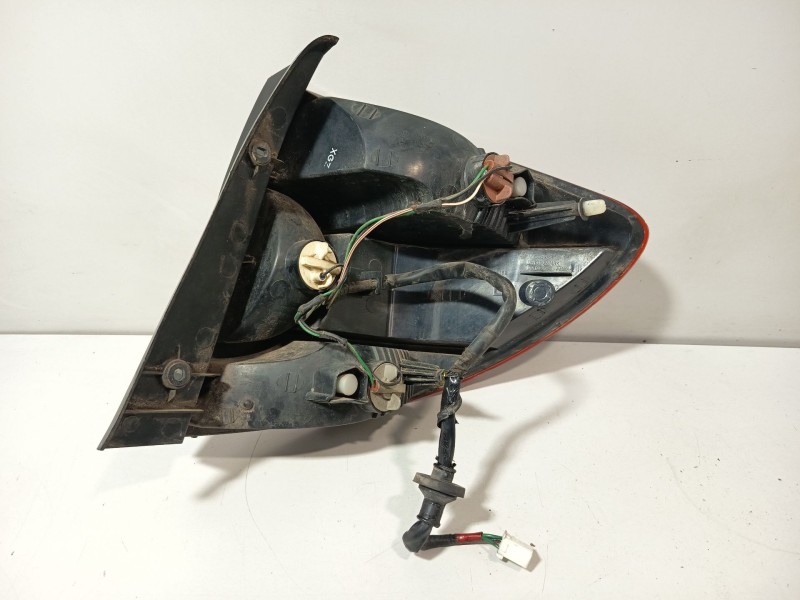 Recambio de piloto trasero izquierdo para kia rio i hatchback (dc) 1.5 16v referencia OEM IAM 0K30C51160A  