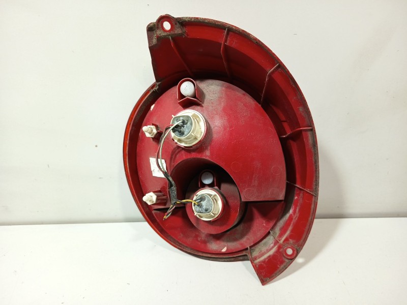 Recambio de piloto trasero derecho para chevrolet matiz (m200, m250) 1.0 referencia OEM IAM 300412R 42403115 