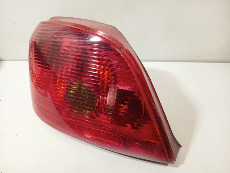 Recambio de piloto trasero izquierdo para peugeot 307 (3a/c) 1.6 16v referencia OEM IAM 6350P3  