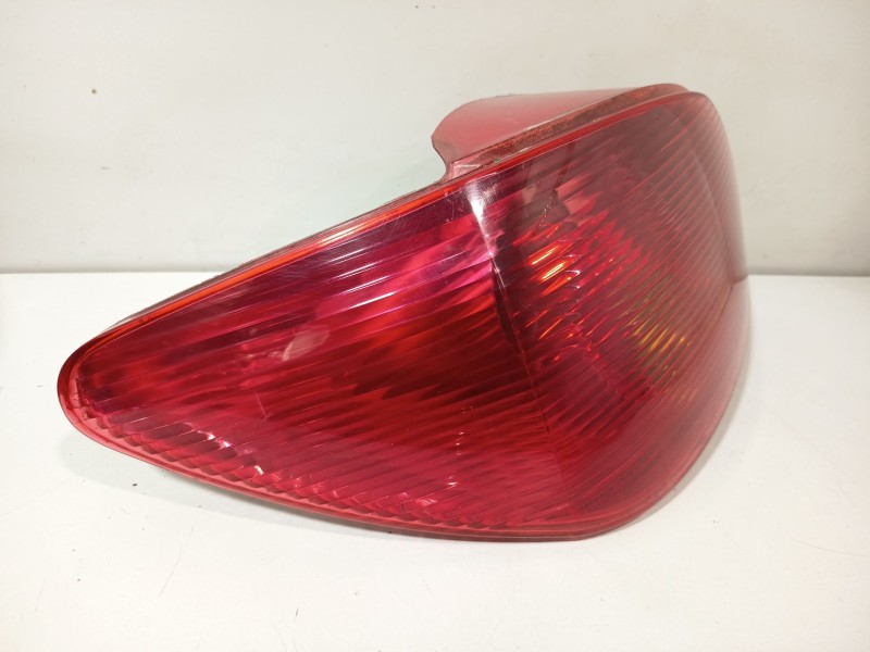 Recambio de piloto trasero izquierdo para peugeot 307 (3a/c) 1.6 16v referencia OEM IAM 6350P3  