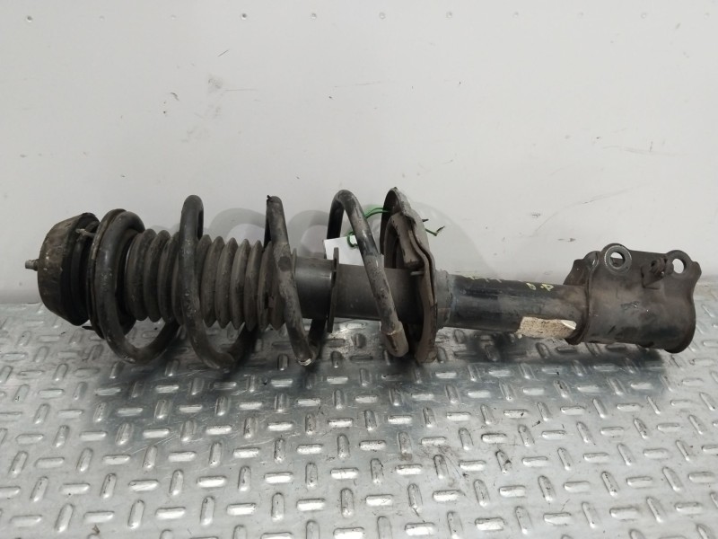 Recambio de amortiguador delantero derecho para hyundai ix20 gls comfort referencia OEM IAM 546601K500  