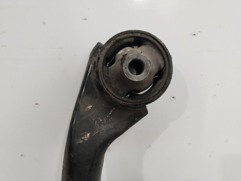 Recambio de brazo suspension inferior delantero derecho para kia cee´d active referencia OEM IAM 54501G4AA0  