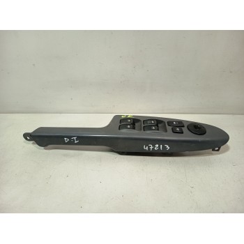 MANDO ELEVALUNAS DELANTERO IZQUIERDO 827111G060GR 