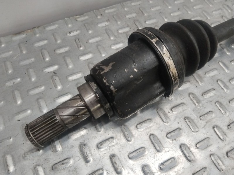 Recambio de transmision delantera derecha para nissan micra iii (k12) 1.2 16v referencia OEM IAM 39100AY100  