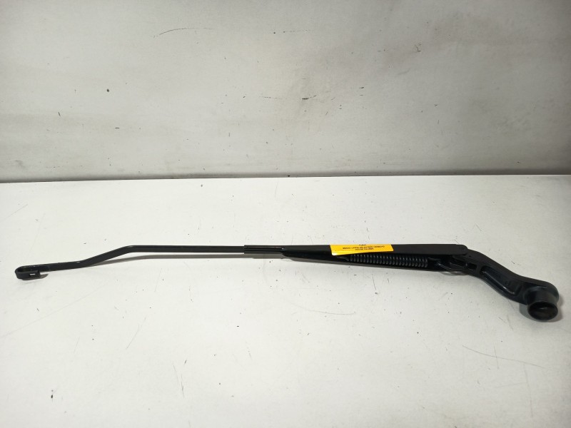 Recambio de brazo limpia delantero derecho para dodge caliber 2.0 crd referencia OEM IAM P1824 05183259AA 