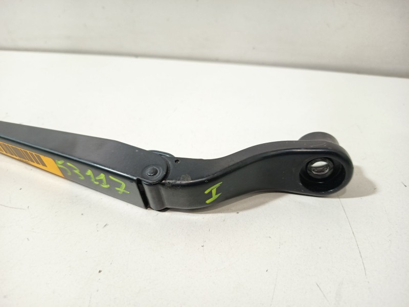 Recambio de brazo limpia delantero izquierdo para dodge caliber 2.0 crd referencia OEM IAM D1823 05183257AA 
