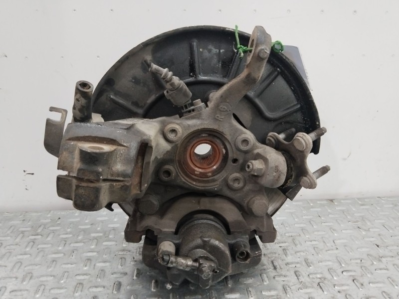 Recambio de mangueta delantera derecha para volkswagen golf v (1k1) 1.4 tsi referencia OEM IAM 1K0407256AA  