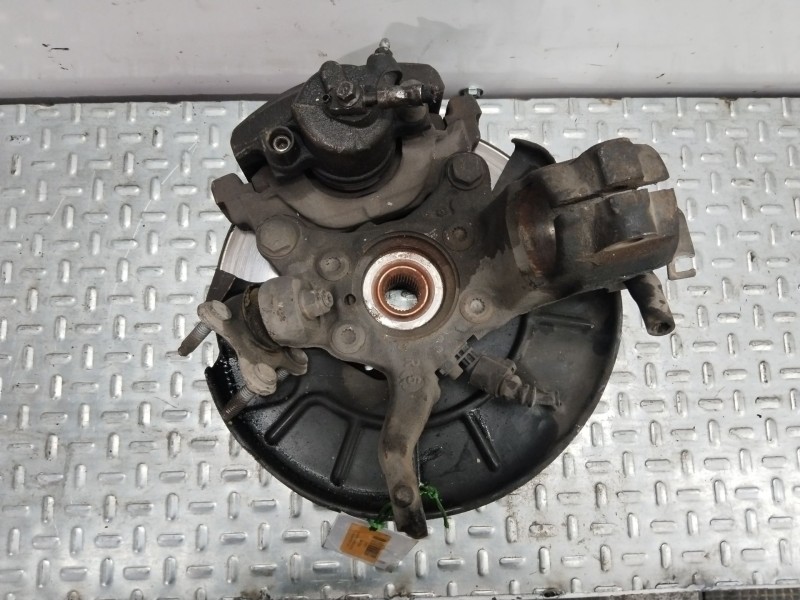 Recambio de mangueta delantera derecha para volkswagen golf v (1k1) 1.4 tsi referencia OEM IAM 1K0407256AA  