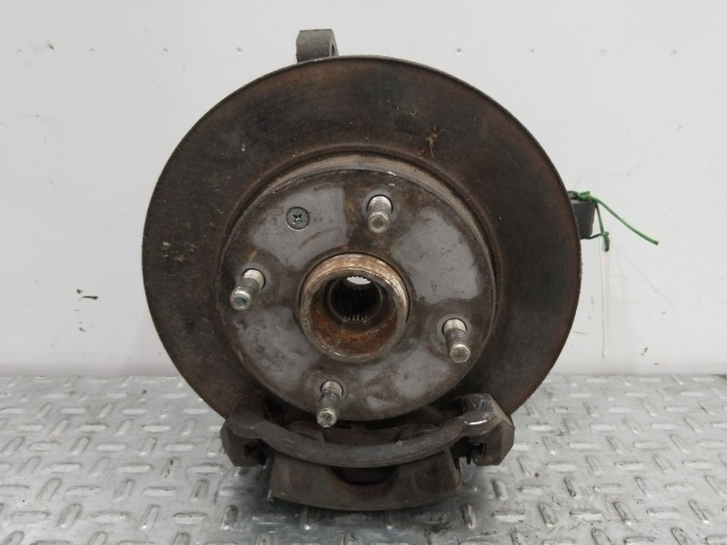 Recambio de mangueta delantera derecha para chrysler voyager iv (rg, rs) 2.5 crd referencia OEM IAM 04694952AB  