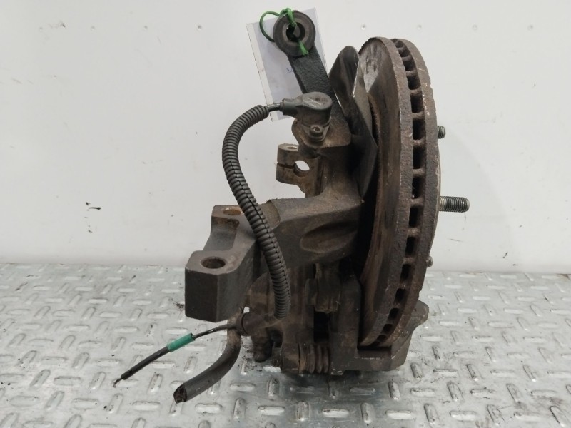 Recambio de mangueta delantera izquierda para chevrolet nubira sedán 2.0 d referencia OEM IAM 96454297  
