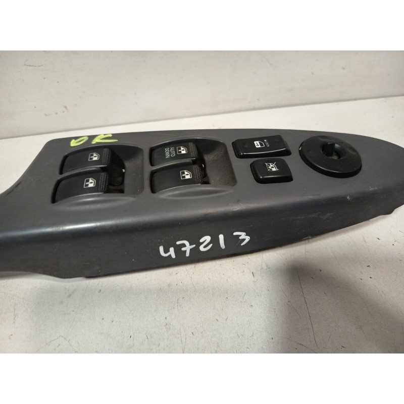 MANDO ELEVALUNAS DELANTERO IZQUIERDO 827111G060GR  - imagen 2