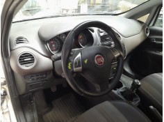 fiat grande punto (199_) del año 2010 2