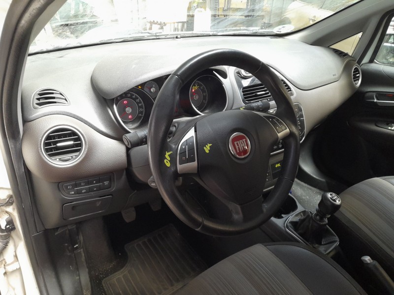 fiat grande punto (199_) del año 2010