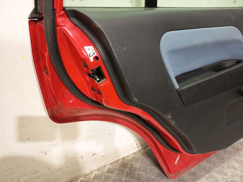 Recambio de puerta trasera izquierda para ford fusion (ju_) 1.4 referencia OEM IAM 1692558  