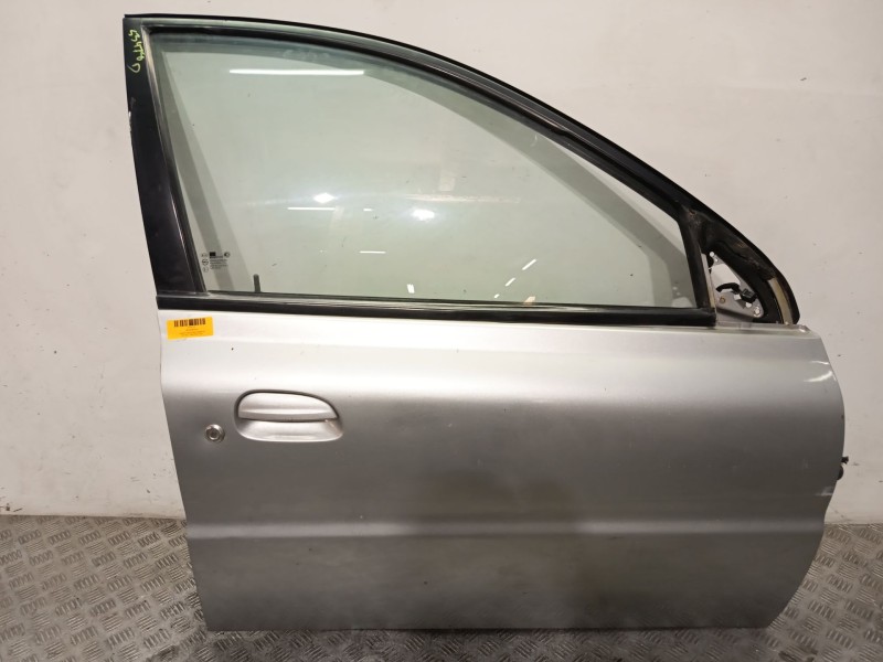 Recambio de puerta delantera derecha para kia rio i hatchback (dc) 1.5 16v referencia OEM IAM 0K30A58020A  