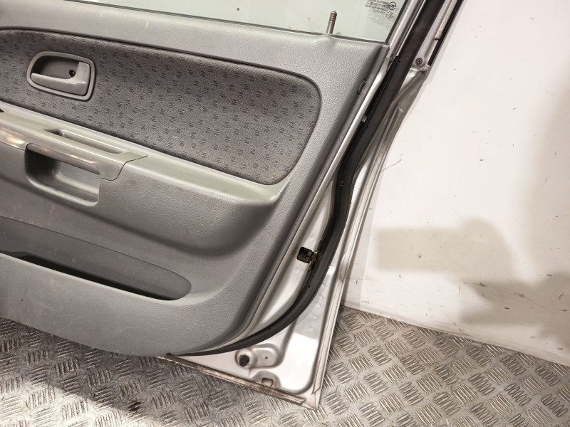 Recambio de puerta delantera derecha para kia rio i hatchback (dc) 1.5 16v referencia OEM IAM 0K30A58020A  