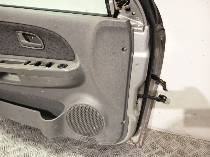 Recambio de puerta delantera izquierda para kia rio i hatchback (dc) 1.5 16v referencia OEM IAM 0K30A59020A  
