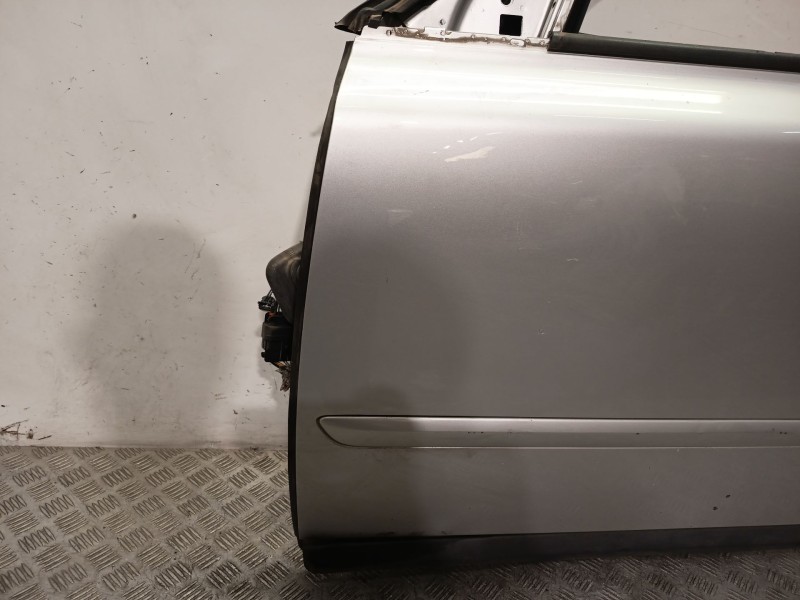 Recambio de puerta delantera izquierda para volvo v50 (545) 2.4 referencia OEM IAM 31335440  