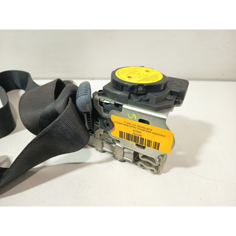 Recambio de cinturon seguridad delantero derecho para alfa romeo 147 (937_) 1.9 jtdm 8v (937.axd1a, 937.axu1a, 937.bxu1a) refere