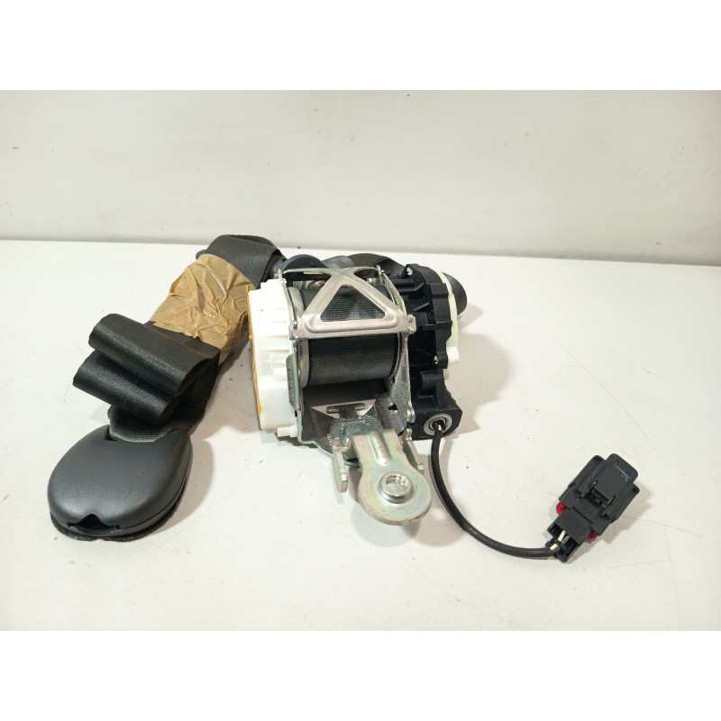 Recambio de cinturon seguridad delantero derecho para renault clio iii (br0/1, cr0/1) 1.5 dci (br17, cr17) referencia OEM IAM 04