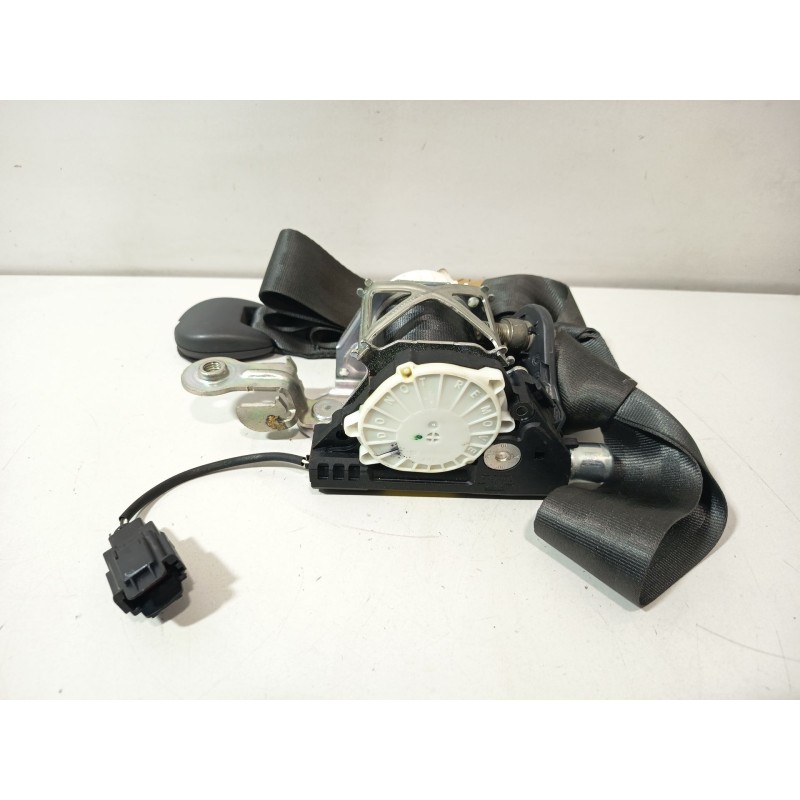 Recambio de cinturon seguridad delantero derecho para renault clio iii (br0/1, cr0/1) 1.5 dci (br17, cr17) referencia OEM IAM 04