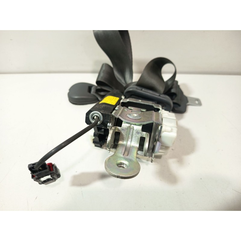 Recambio de cinturon seguridad delantero derecho para renault clio iii (br0/1, cr0/1) 1.5 dci (br17, cr17) referencia OEM IAM 04