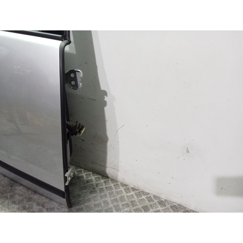PUERTA TRASERA DERECHA 9008V4  - imagen 3