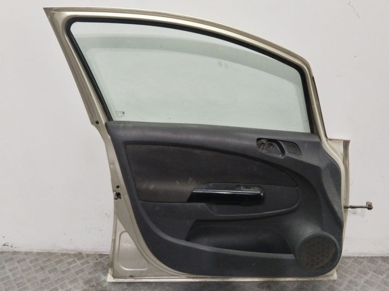 Recambio de puerta delantera izquierda para opel corsa d catch me referencia OEM IAM 124253  