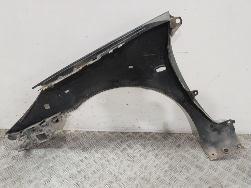 Recambio de aleta delantera derecha para peugeot 307 (3a/c) 2.0 hdi 135 referencia OEM IAM 7841T2  