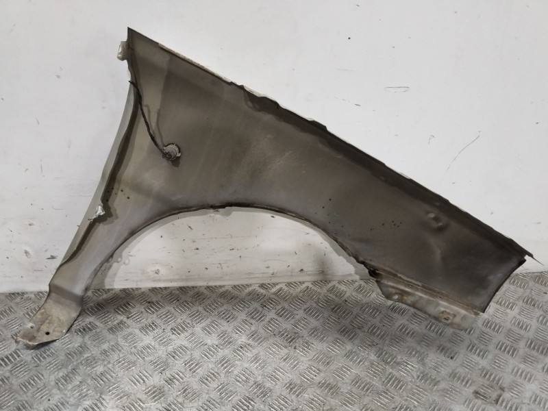 Recambio de aleta delantera izquierda para kia rio i hatchback (dc) 1.5 16v referencia OEM IAM 0K31T52211  