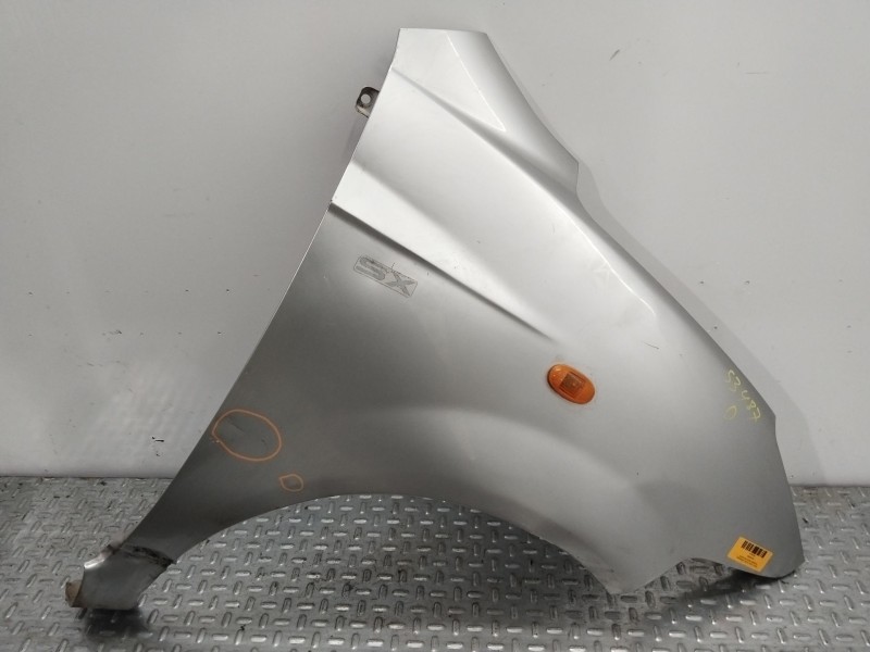 Recambio de aleta delantera derecha para chevrolet matiz (m200, m250) 1.0 referencia OEM IAM 96599356  