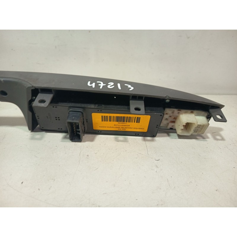 MANDO ELEVALUNAS DELANTERO IZQUIERDO 827111G060GR  - imagen 3