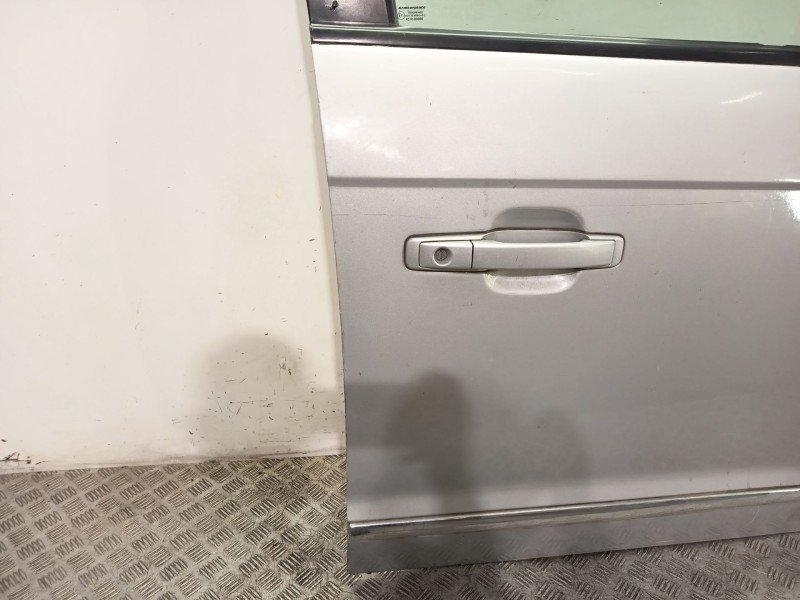 Recambio de puerta delantera derecha para ssangyong rodius i 2.7 xdi 4wd referencia OEM IAM 6200421202  