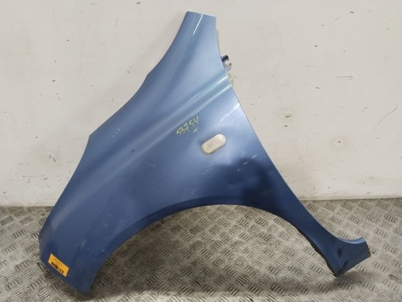Recambio de aleta delantera izquierda para nissan micra iii (k12) 1.2 16v referencia OEM IAM 63101AX630  