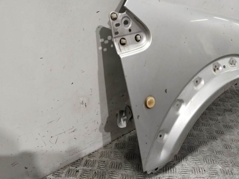 Recambio de aleta delantera derecha para ford tourneo connect 1.8 tdci referencia OEM IAM 5131151  