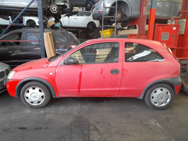 opel corsa c (x01) del año 2003
