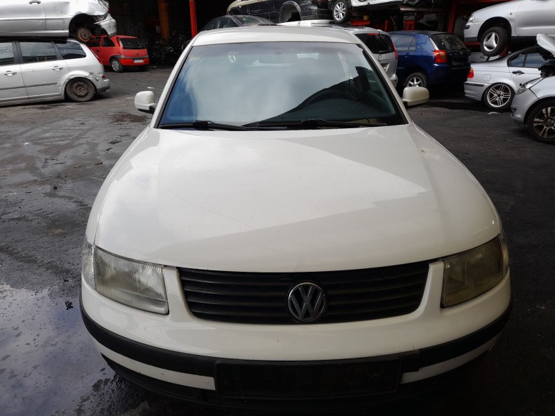 volkswagen passat b5 (3b2) del año 2019